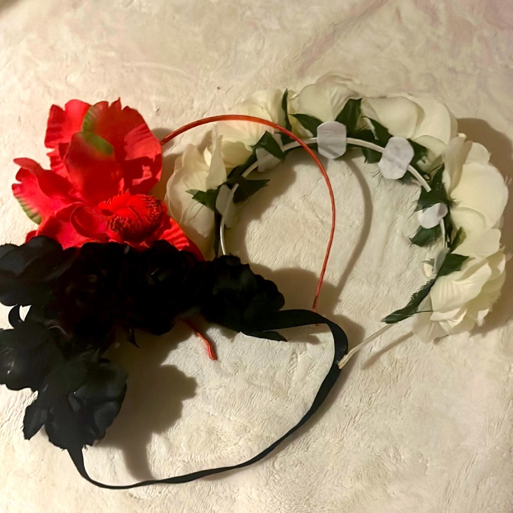 Floral headbands, black white and pink.